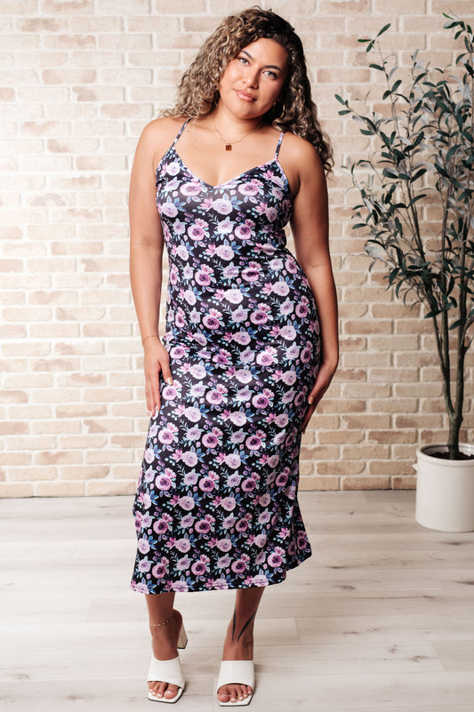 Front view of Brooklyn Bodycon Dress in Floral from J&J Shop Online showcasing the elegant floral design.